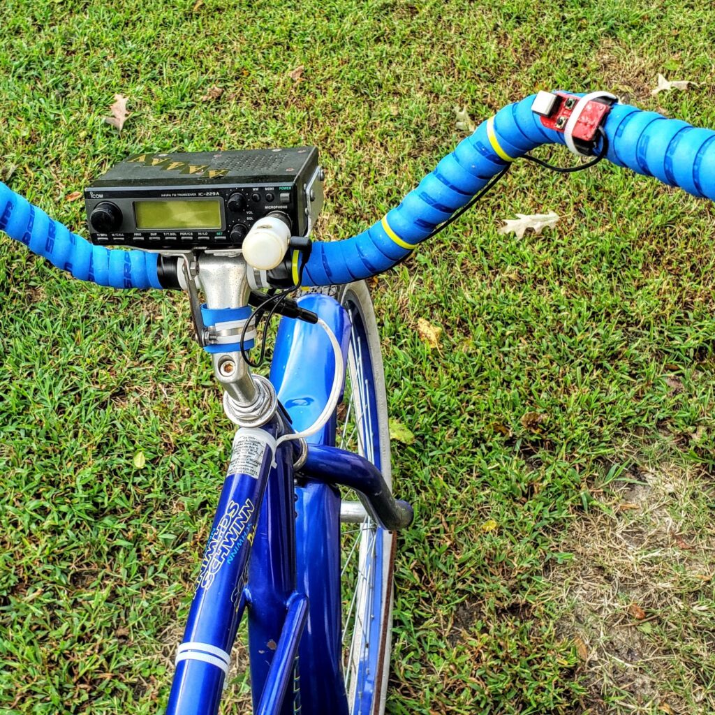 Bike station - Radio mounted on handle bars, and small circuit mounted on right handle bar for PPT.